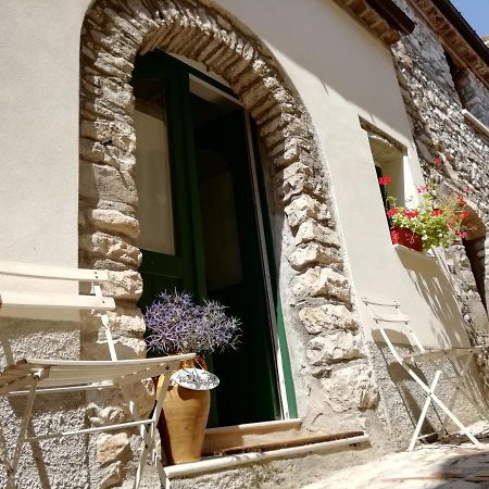 Roccamandolfi B&B Il Buon Cammino المظهر الخارجي الصورة